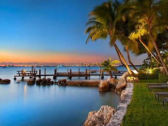 9 harbor point. Homes for sale in Key Biscayne