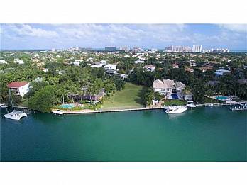 670 harbor drive. Homes for sale in Key Biscayne