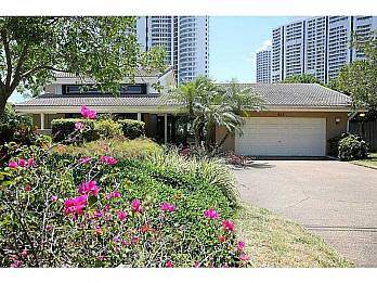 207 holiday drive. Homes for sale in Hallandale Beach