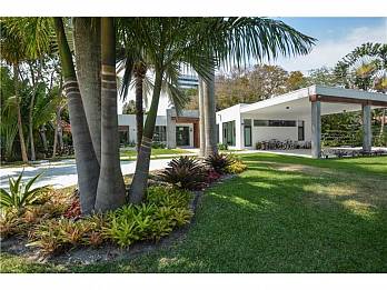 4560 bay point rd. Homes for sale in Miami