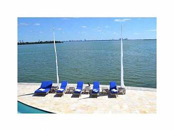 7301 belle meade island d. Homes for sale in Miami