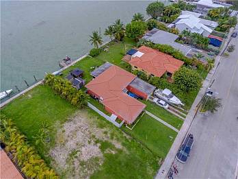 7524 w treasure dr. Homes for sale in Miami Beach