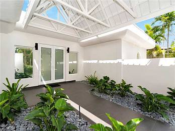 1765 daytonia rd. Homes for sale in Miami Beach