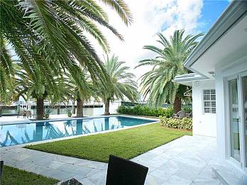 1050 s shore drive. Homes for sale in Miami Beach