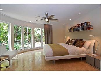 106 w 4th ct. Homes for sale in Miami Beach