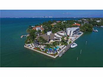 28 harbor pt. Homes for sale in Key Biscayne