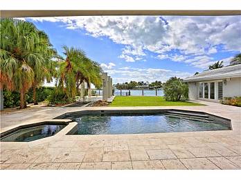 900 harbor drive. Homes for sale in Key Biscayne