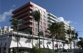 Hilton Bentley. Condominiums for sale in South Beach