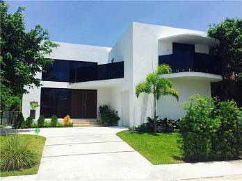 2125 n bay rd. Homes for sale in Miami Beach