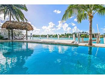 1366 s biscayne point rd. Homes for sale in Miami Beach