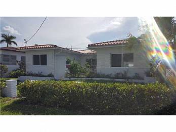 9265 carlyle ave. Homes for sale in Surfside
