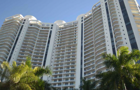 Bella Mare. Condominiums for sale in Aventura